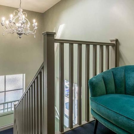 באת' Modern, Relaxing 1 Bed Apartment מראה חיצוני תמונה
